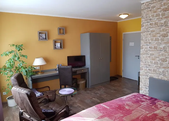 Zur Fichtenbreite -garni-